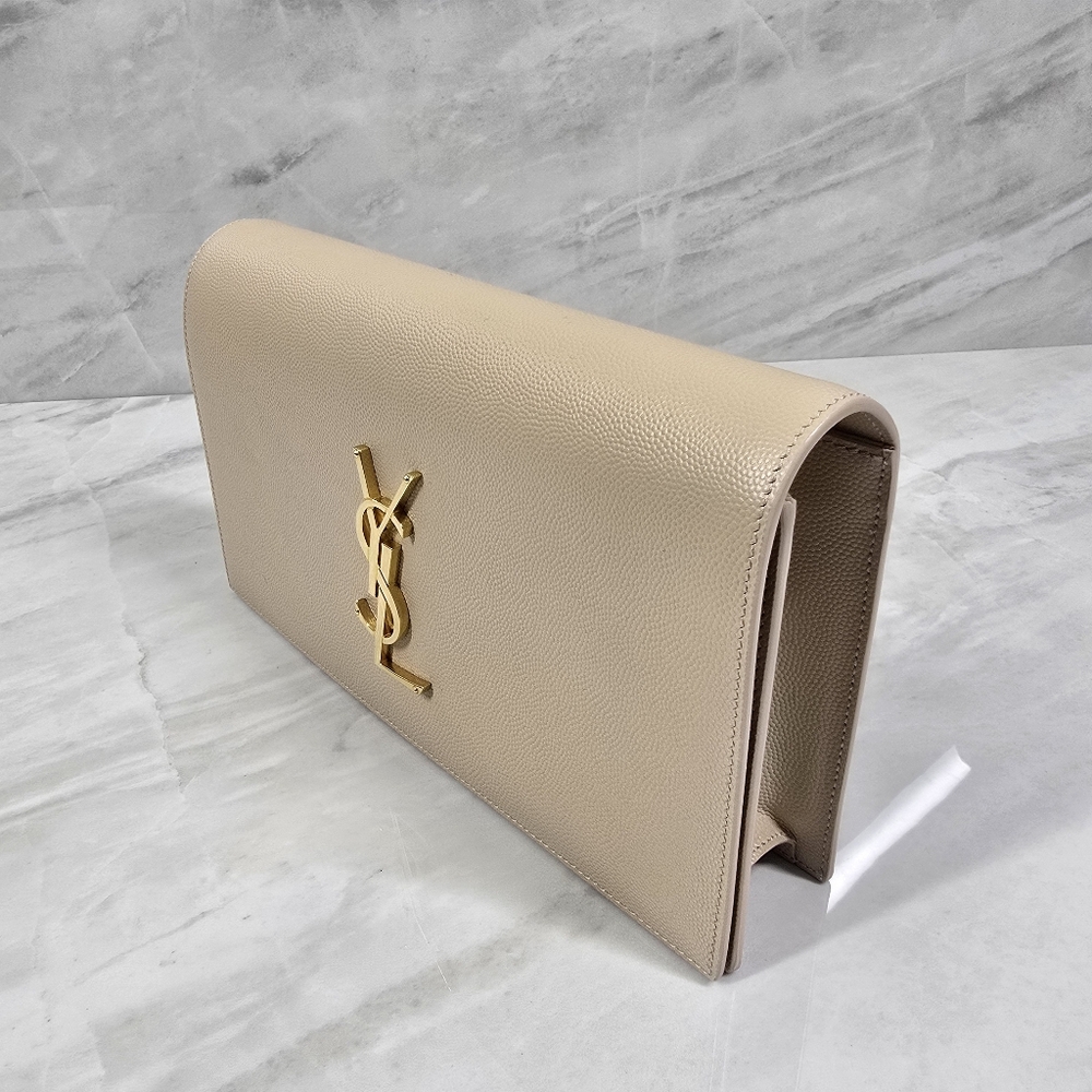 Yves Saint Laurent Beige Clutch Bag - Picture 3 of 10